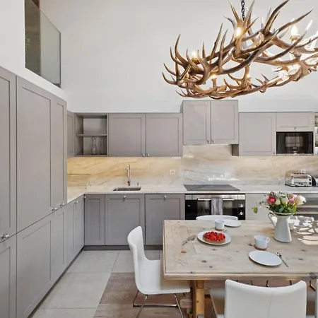 Skyfall By Mrs Miggins Apartment