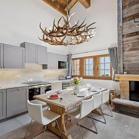 Skyfall By Mrs Miggins * Grimentz