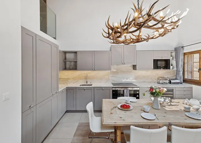 Skyfall By Mrs Miggins Apartment